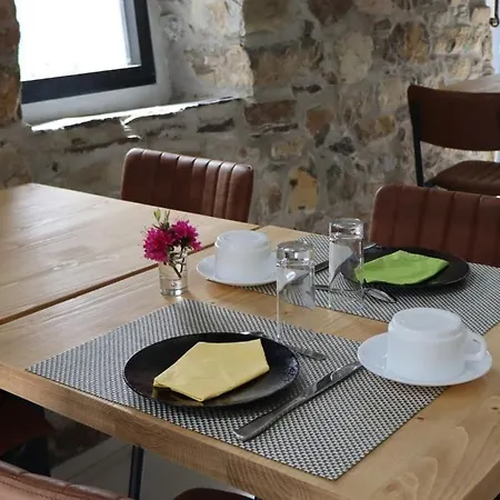 Le Relais De Porz Morvan Plomodiern